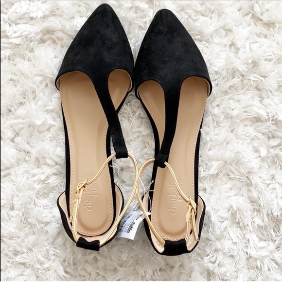 Shoes - ❗️black flats - brand new (size:8)❗️